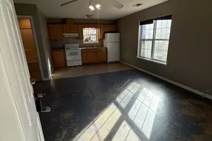 806 E Church St, Fort Valley, GA 31030 - Photo 3