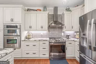 100 S Shore Dr, Newnan, GA 30263 - Photo 9