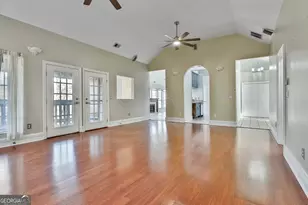 200 Valley Brook Dr, Newnan, GA 30265 - Photo 13