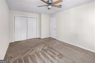 990 Chapman Ln, Stone Mountain, GA 30088 - Photo 5