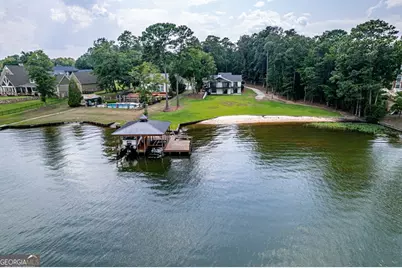 211 Lakecrest Drive NE, Milledgeville, GA 31061 - Photo 5