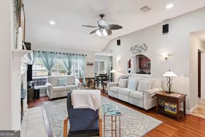 147 Country Walk Circle, Brunswick, GA 31525 - Photo 5