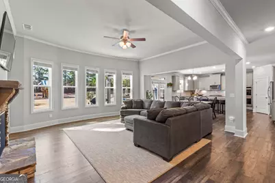 676 Genesee Point, Newnan, GA 30263 - Photo 13