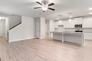 2600 Mills Commons Dr, Decatur, GA 30034 - Photo 5