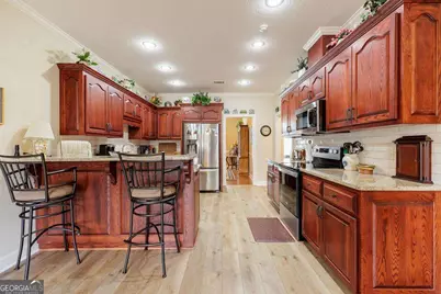 3830 Orchard Way, Valdosta, GA 31605 - Photo 7