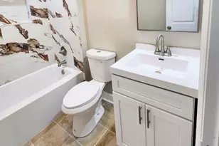 2813 W Doublegate Dr, Albany, GA 31721 - Photo 13