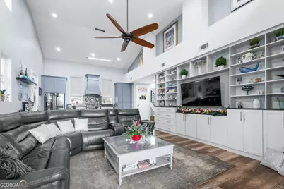 111 N Hogan Drive, Westminster, SC 29693 - Photo 11