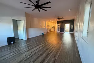 95 W Franklin St, Hartwell, GA 30643 - Photo 3