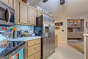 300 Ginger Creek Ln, Clayton, GA 30525 - Photo 11