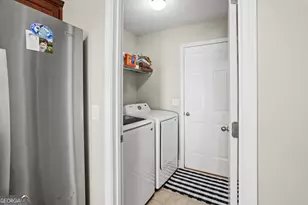 1202 Cypress Fall Cir, Hinesville, GA 31313 - Photo 9