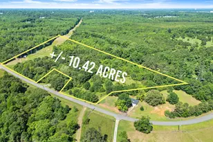885 W E King Rd, Commerce, GA 30530 - Photo 1