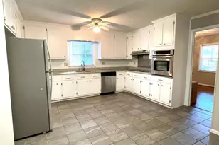 210 Davis Estates Rd, Athens, GA 30606 - Photo 7