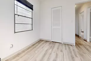 526 Ware St, Blackshear, GA 31516 - Photo 13