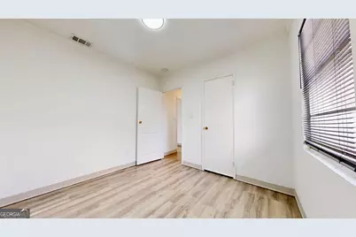 526 Ware Street, Blackshear, GA 31516 - Photo 9