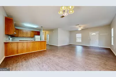 122 Grove Hill Avenue, Blackshear, GA 31516 - Photo 3