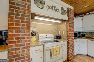 171 Blackberry Rd, Jackson, GA 30233 - Photo 17