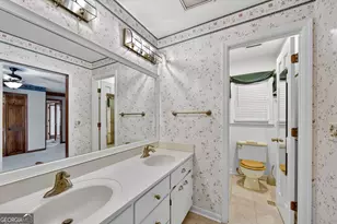 155 W Johnston St, Forsyth, GA 31029 - Photo 19