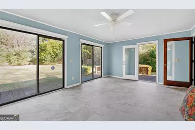 155 W Johnston Street, Forsyth, GA 31029 - Photo 11