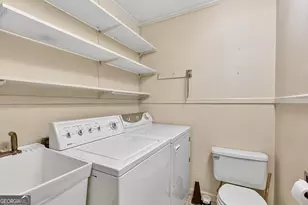 155 W Johnston St, Forsyth, GA 31029 - Photo 25