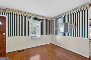 155 W Johnston St, Forsyth, GA 31029 - Photo 5