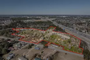 604 W Golden Road W, Tifton, GA 31794 - Photo 1