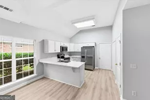 11 Wild Heron Villas Rd, Savannah, GA 31419 - Photo 9