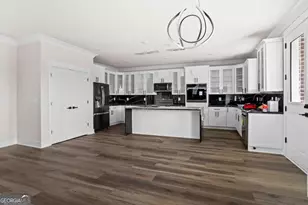 392 Price Pl, Norcross, GA 30071 - Photo 5