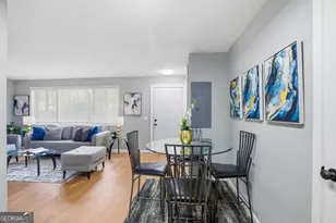 2043 Claude St NW, Atlanta, GA 30318 - Photo 9