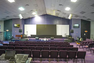 512 Eagles Crossing Way, Riverdale, GA 30274 - Photo 3