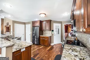 161 Rowland Cir, Byron, GA 31008 - Photo 15