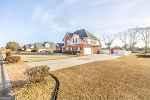 161 Rowland Cir, Byron, GA 31008 - Photo 3