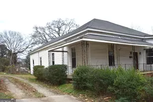 963 E Solomon St, Griffin, GA 30223 - Photo 3