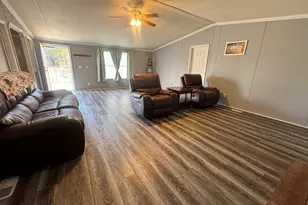 498 Meadows Orchard Rd, Cochran, GA 31014 - Photo 5