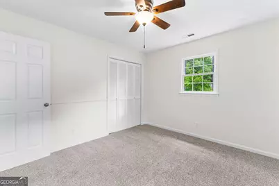 223 Pinehaven Drive, Lagrange, GA 30240 - Photo 17