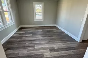 37 W Church St, Elberton, GA 30635 - Photo 11