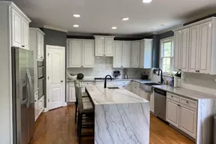 5185 Barrington Trace Dr SW, Atlanta, GA 30331 - Photo 5