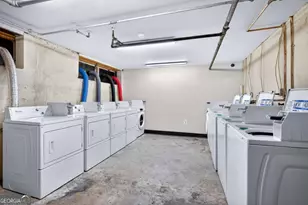 210 E State St, Savannah, GA 31401 - Photo 25