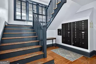 210 E State St, Savannah, GA 31401 - Photo 5