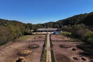 80 Cliffcreek Trace, Sandy Springs, GA 30350 - Photo 61