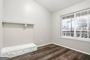 1045 Forest Path, Stone Mountain, GA 30088 - Photo 5