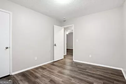 1045 Forest Path, Stone Mountain, GA 30088 - Photo 19