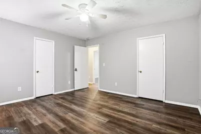 1045 Forest Path, Stone Mountain, GA 30088 - Photo 11