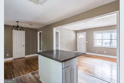 2833 Cardo Drive NW, Atlanta, GA 30318 - Photo 3