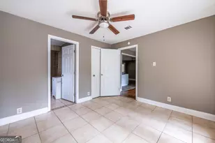 2833 Cardo Dr NW, Atlanta, GA 30318 - Photo 11