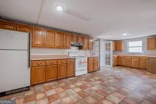 35 Fortune St, LaFayette, GA 30728 - Photo 11