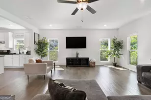 973 Mayson Turner Rd NW, Atlanta, GA 30314 - Photo 5