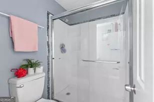 8740 Roswell Rd, Atlanta, GA 30350 - Photo 17