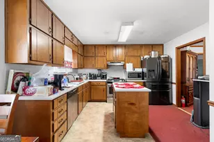 8198 Tupelo Trail, Jonesboro, GA 30236 - Photo 9