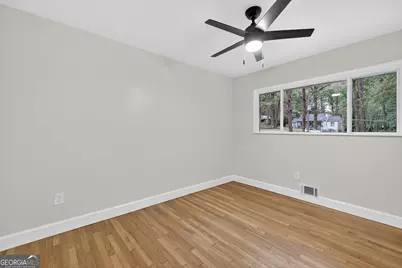 2296 Lyle Road, College Park, GA 30337 - Photo 27