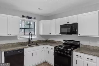 321 Summerwood Lane, Stockbridge, GA 30281 - Photo 11